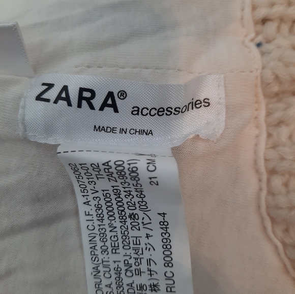 Zara Kids Bohemian Knit Bobbles Trapper Hat with Pom Pom One Size Toddler Unisex - Picture 7 of 7